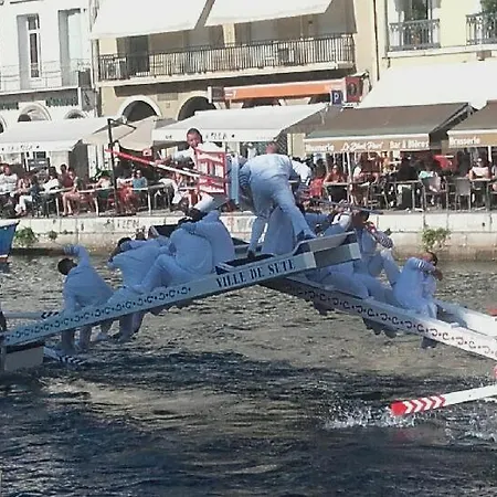 Cap St Louis شقة *